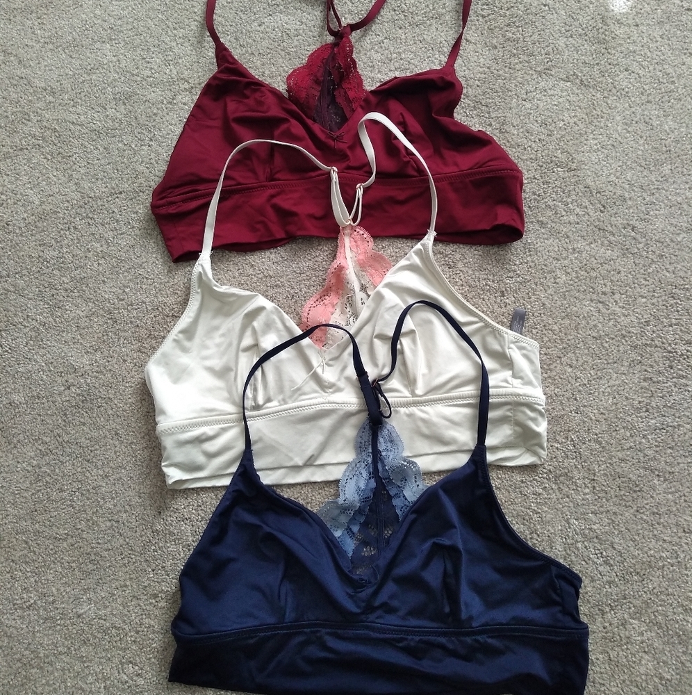 Bundle of aerie bralettes
